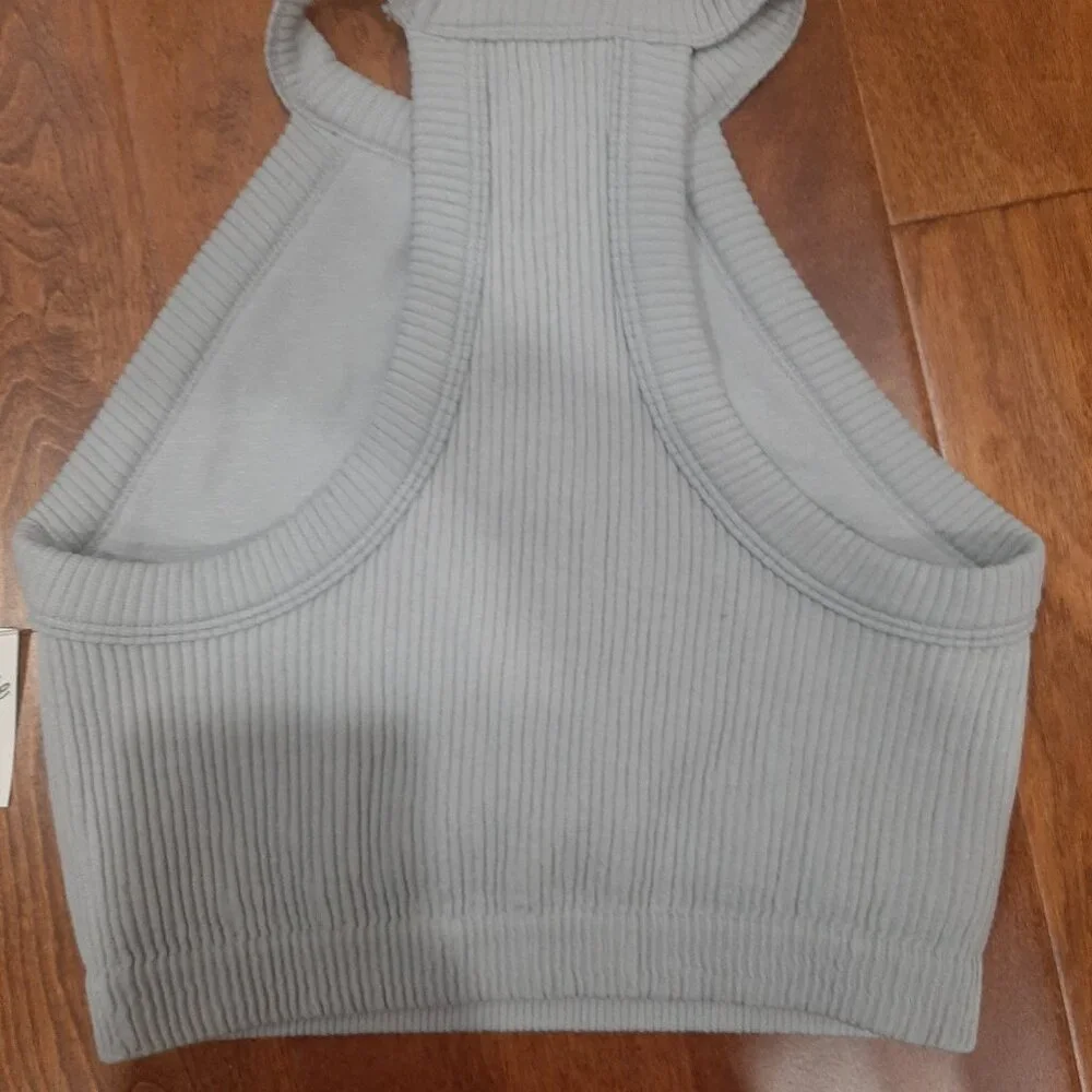 Aerie light grey minimalist ribbed halter sports bra crop top - Picture 9 of 13